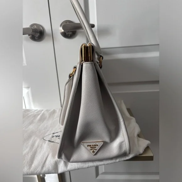 ✨ Host Pick ✨ Prada | Authentic 2012  Saffiano Lux Top Handle Tote Bag in Talco - Picture 7 of 15